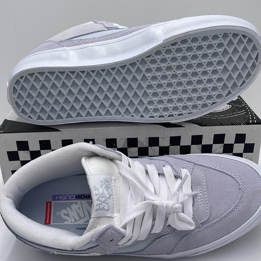 Vans Men’s Skate Half Cab
Light Blue/White
VN0A5KYABGX Sneakers - Picture 3 of 16